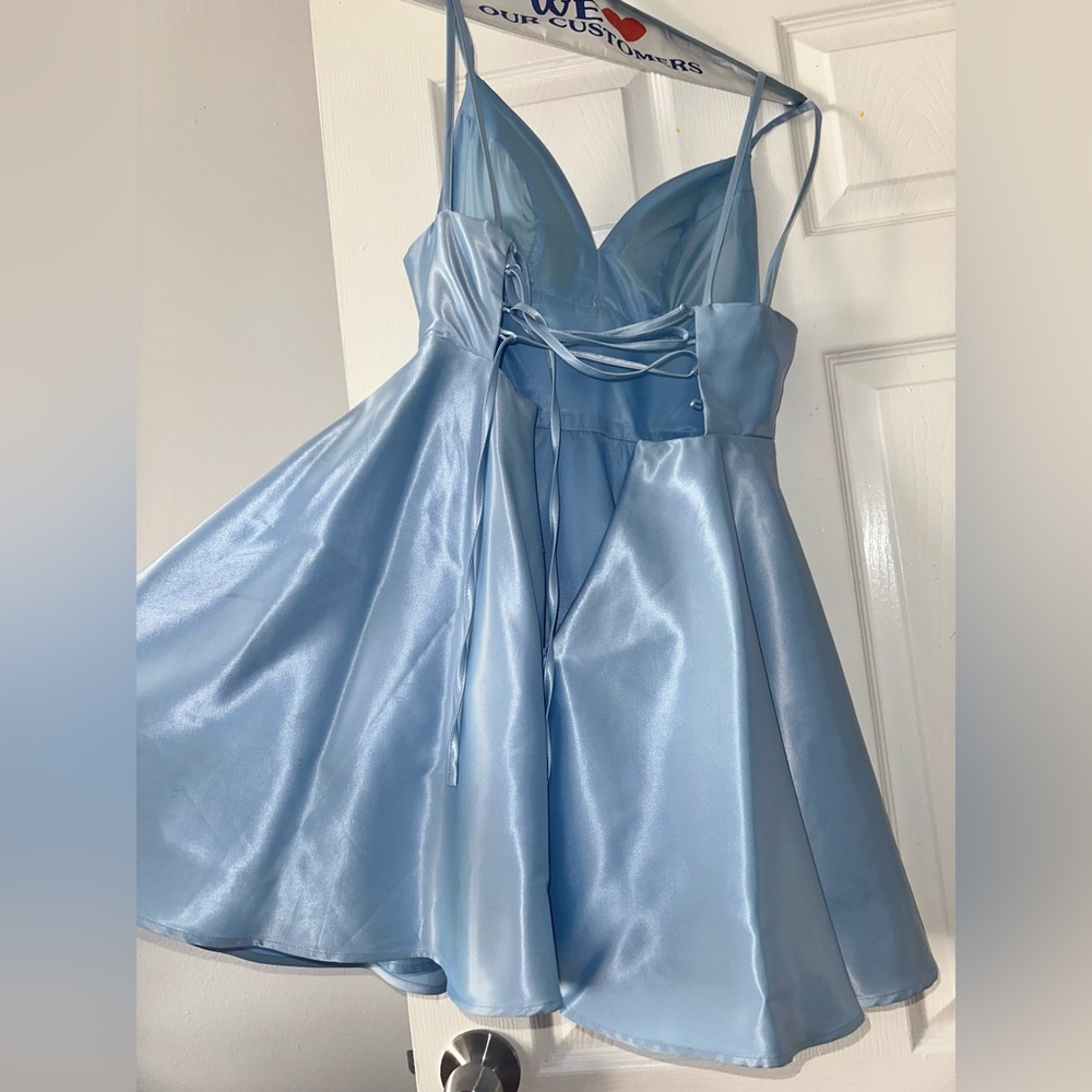 Prom Dress - Picture 2 of 5